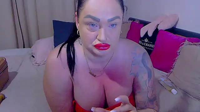 Snapshot of BustyVicky chatting on 05.03.26 BustyVicky online show from 05.03.26