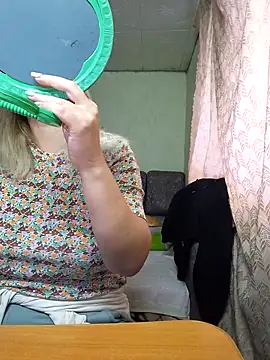 BustyBlond online show from 10.13.25