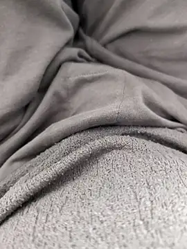 Snapshot of Elixire1 chatting on 09.18.25 Elixire1 online show from 09.18.25