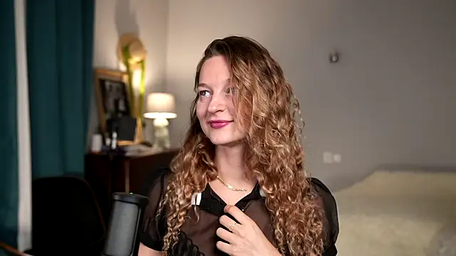 Snapshot of Special___ chatting on 03.04.25 Special    online show from 03.04.25