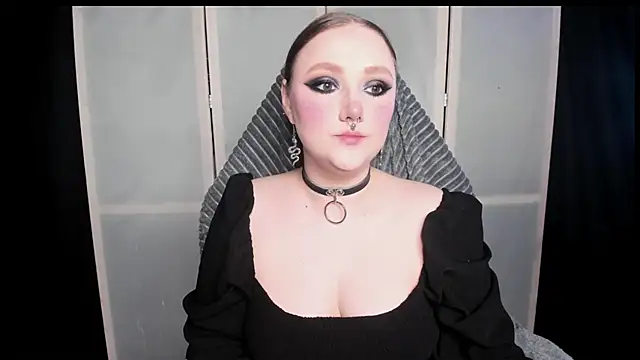 Snapshot of YourDyingBride chatting on 05.14.26 YourDyingBride online show from 05.14.26