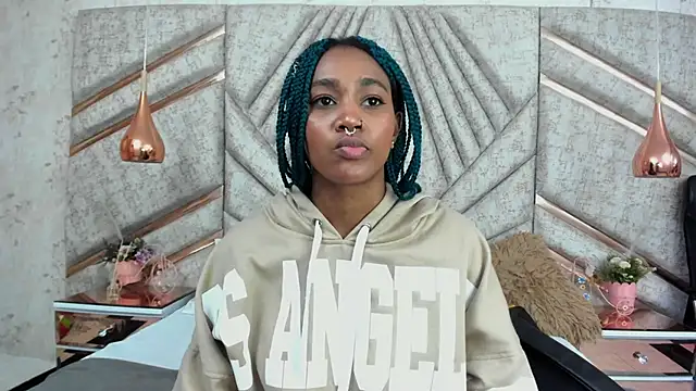 Snapshot of AgataRinaldi chatting on 01.19.25 AgataRinaldi online show from 01.19.25