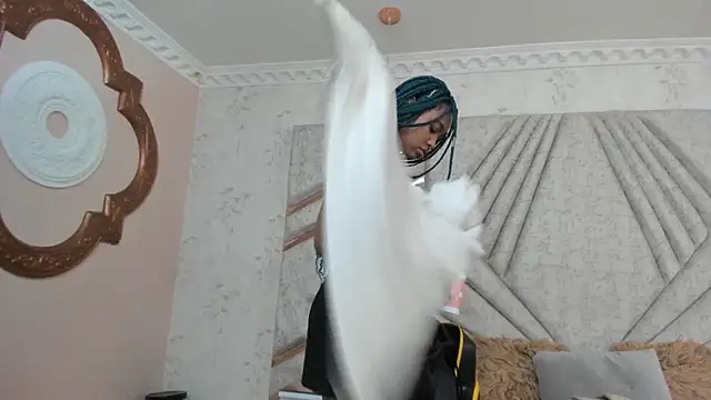 Snapshot of AgataRinaldi chatting on 01.25.25 AgataRinaldi online show from 01.25.25