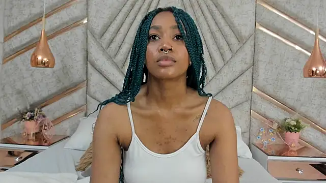 Snapshot of AgataRinaldi chatting on 01.27.25 AgataRinaldi online show from 01.27.25