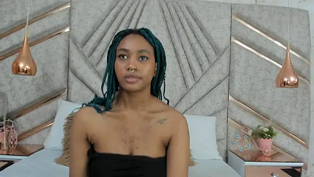 Snapshot of AgataRinaldi chatting on 01.31.25 AgataRinaldi online show from 01.31.25