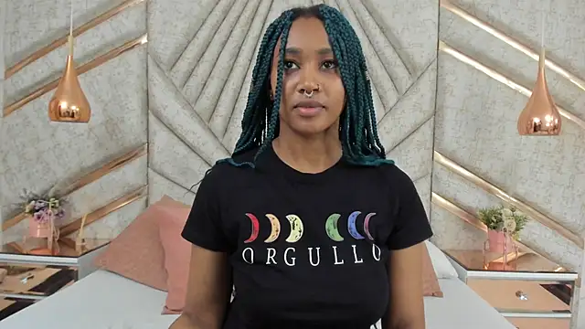 Snapshot of AgataRinaldi chatting on 02.04.25 AgataRinaldi online show from 02.04.25