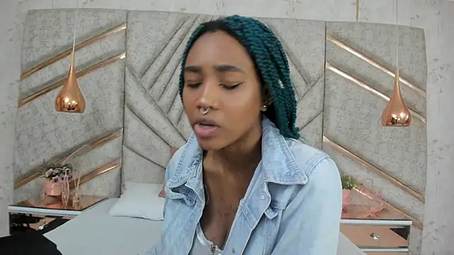 Snapshot of AgataRinaldi chatting on 02.08.25 AgataRinaldi online show from 02.08.25