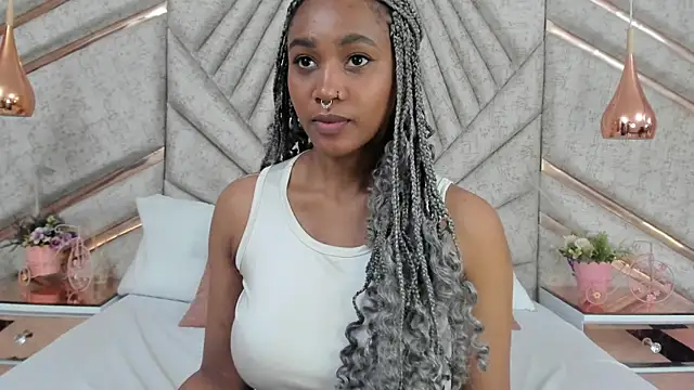 Snapshot of AgataRinaldi chatting on 02.26.25 AgataRinaldi online show from 02.26.25