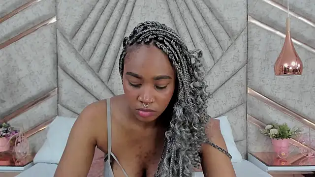 Snapshot of AgataRinaldi chatting on 02.27.25 AgataRinaldi online show from 02.27.25