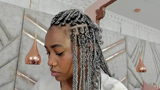 Snapshot of AgataRinaldi chatting on 02.28.25 AgataRinaldi online show from 02.28.25