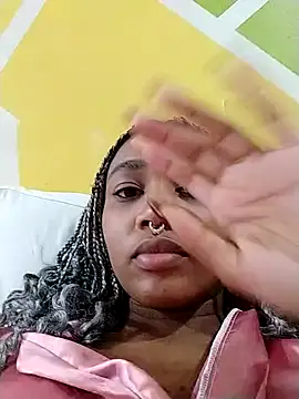 Snapshot of AgataRinaldi chatting on 03.12.25 AgataRinaldi online show from 03.12.25