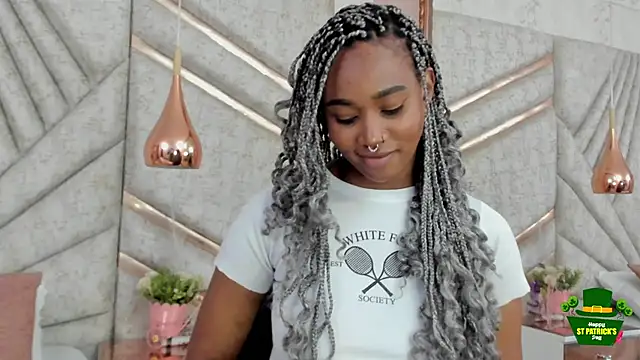 Snapshot of AgataRinaldi chatting on 03.17.25 AgataRinaldi online show from 03.17.25