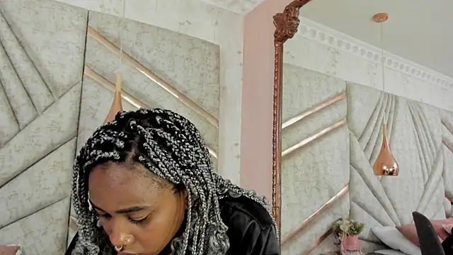 Snapshot of AgataRinaldi chatting on 03.20.25 AgataRinaldi online show from 03.20.25