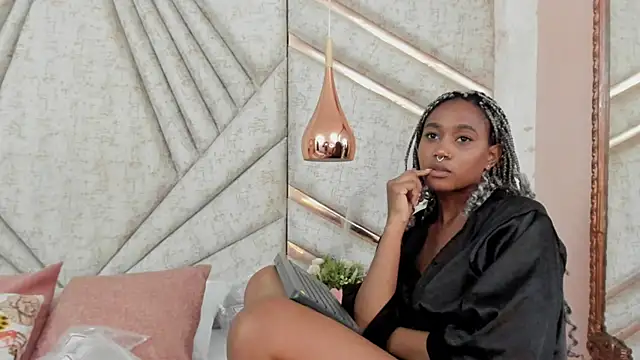 Snapshot of AgataRinaldi chatting on 03.21.25 AgataRinaldi online show from 03.21.25