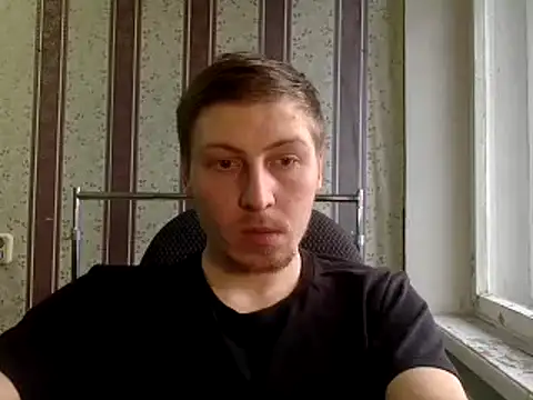 Snapshot of darienlarge chatting on 12.02.24 darienlarge online show from 12.02.24