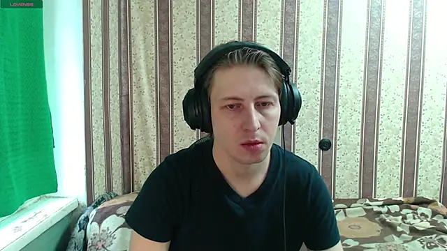 darienlarge online show from 10.24.25