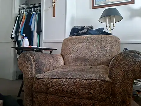 Snapshot of curiouscock38 chatting on 11.01.25 curiouscock38 online show from 11.01.25