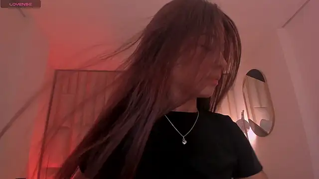 ErikaBenz  online show from 06.19.26
