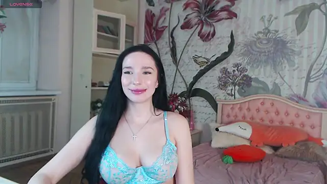 AliciaBow online show from 03.13.25