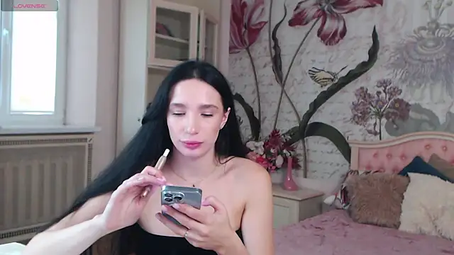 AliciaBow online show from 09.08.25