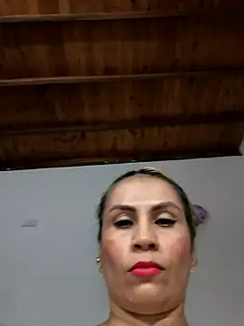 Snapshot of shelby_kutter chatting on 11.19.25 shelby kutter online show from 11.19.25