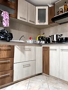 Snapshot of shelby_kutter chatting on 11.29.25 shelby kutter online show from 11.29.25