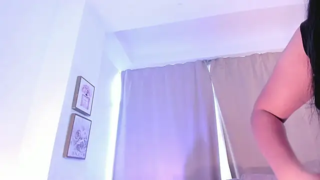 Snapshot of barbie_es chatting on 04.29.26 barbie es online show from 04.29.26