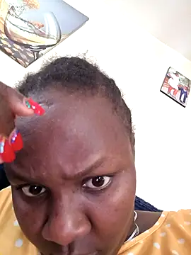 Toomuchbooty33 online show from 09.14.25