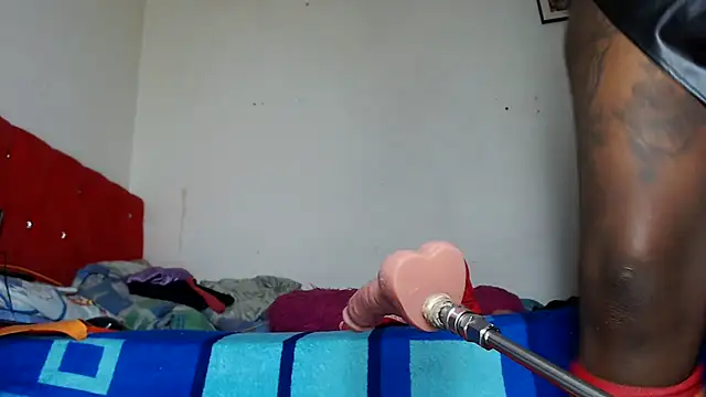 Snapshot of Devill_x chatting on 06.23.26 Devill x online show from 06.23.26