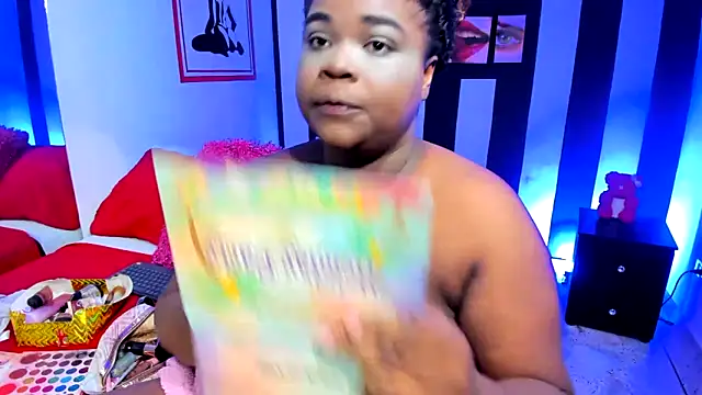 Snapshot of YeminaLeman chatting on 02.05.25 YeminaLeman online show from 02.05.25