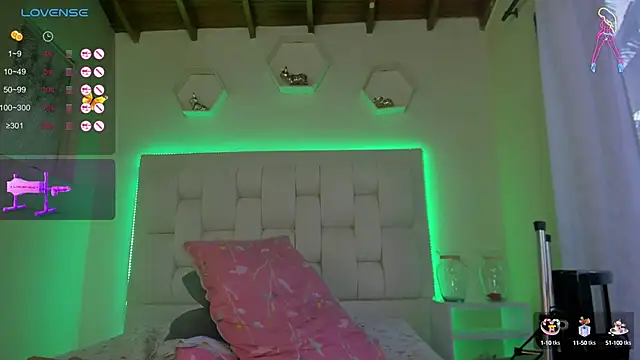 shanakendall online show from 03.10.25