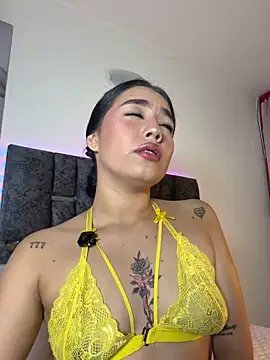 Snapshot of Natasharuso chatting on 06.18.26 Natasharuso online show from 06.18.26