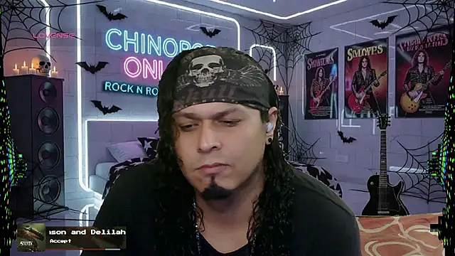 Snapshot of chino_roz chatting on 10.29.25 chino roz online show from 10.29.25