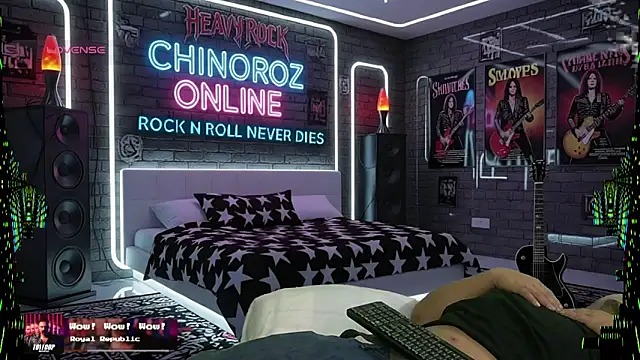 Snapshot of chino_roz chatting on 11.29.25 chino roz online show from 11.29.25