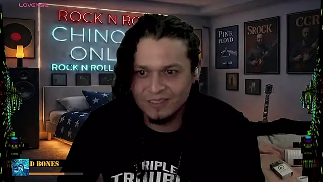 Snapshot of chino_roz chatting on 03.01.26 chino roz online show from 03.01.26