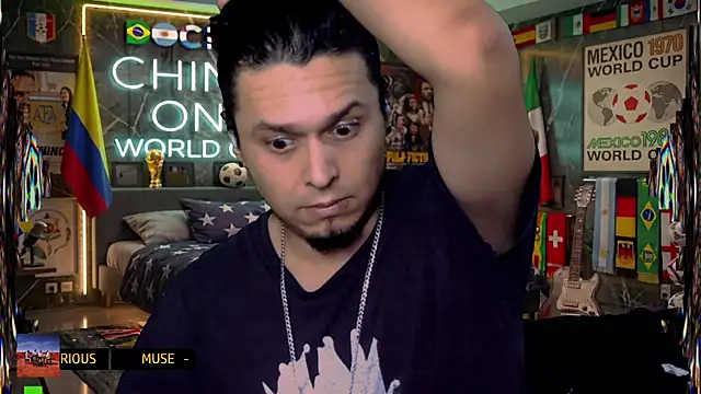 Snapshot of chino_roz chatting on 07.08.26 chino roz online show from 07.08.26