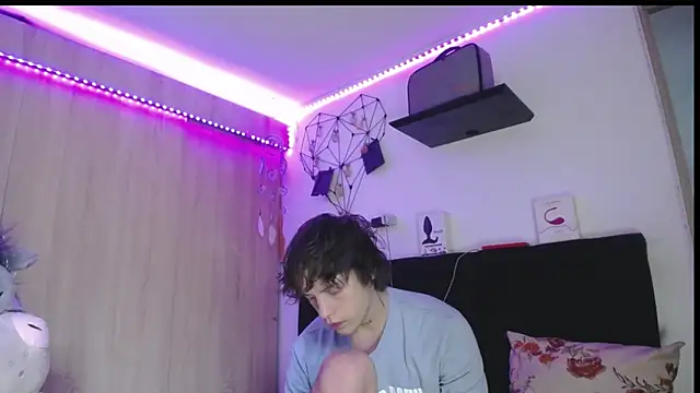 Santiago kiler online show from 03.28.26