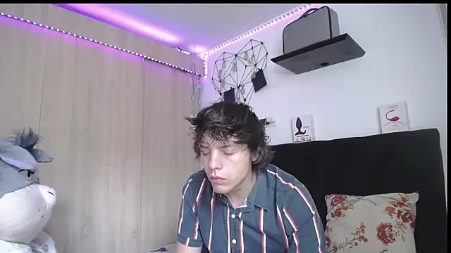 Santiago kiler online show from 04.07.26