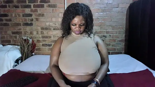 Snapshot of DIRTIENASTY chatting on 02.20.26 DIRTIENASTY online show from 02.20.26