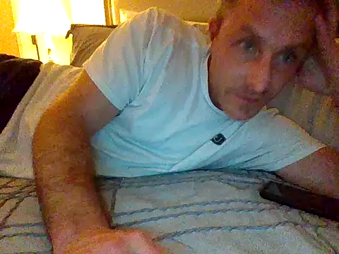Snapshot of blakeypoo83 chatting on 03.11.25 blakeypoo83 online show from 03.11.25