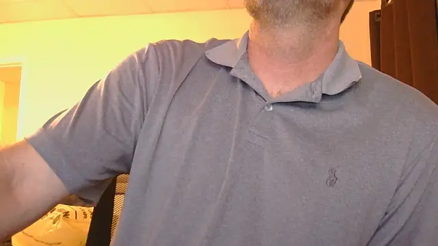 Snapshot of blakeypoo83 chatting on 10.04.25 blakeypoo83 online show from 10.04.25