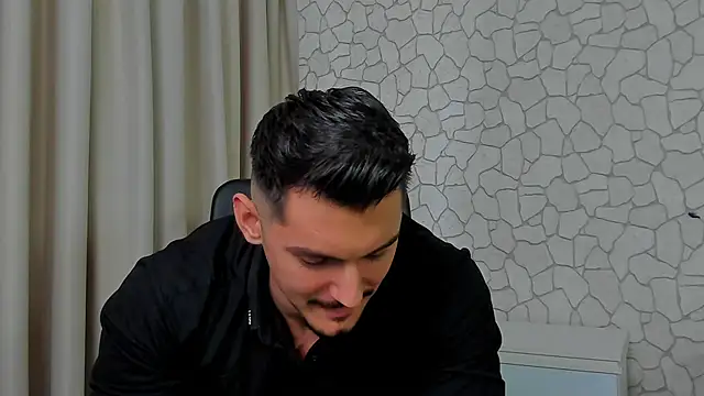 Snapshot of ClintMasters chatting on 01.27.25 ClintMasters online show from 01.27.25