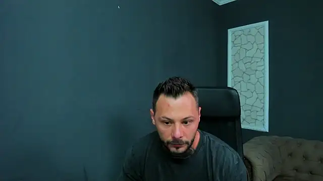 Snapshot of BrianHunts chatting on 06.22.26 BrianHunts online show from 06.22.26