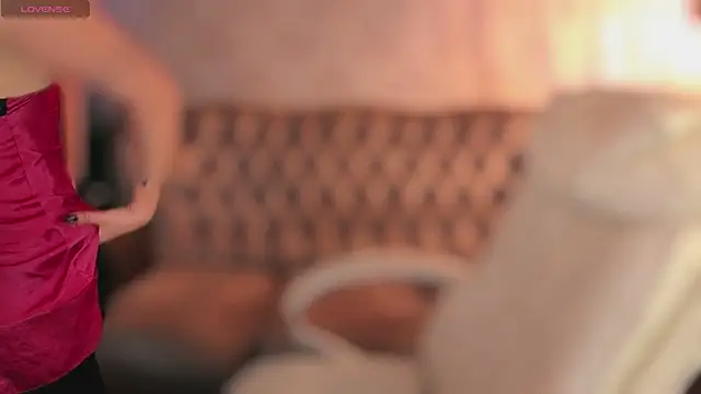 Daphne Moss online show from 01.18.26