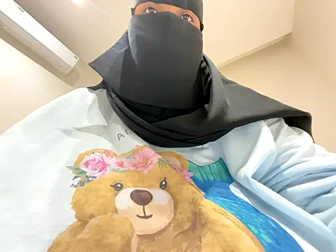 Submissive Arab online show from 11.30.25