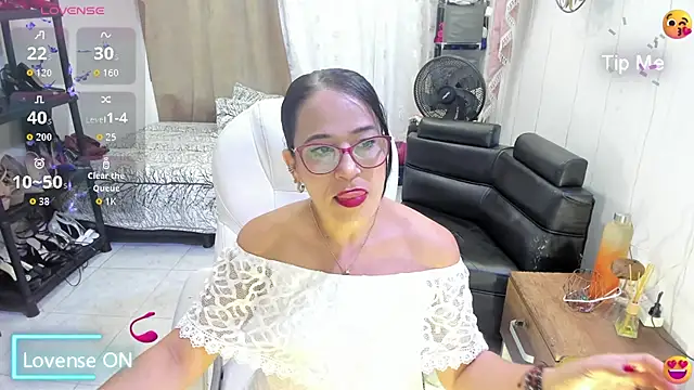 Snapshot of Chanel_Doll_ chatting on 01.16.26 Chanel Doll online show from 01.16.26