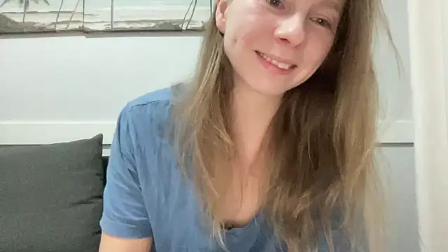 Snapshot of SweetLucy96 chatting on 01.15.25 SweetLucy96 online show from 01.15.25