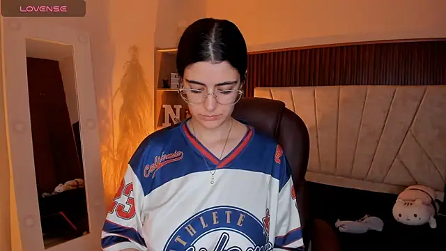  Niah  online show from 02.08.26