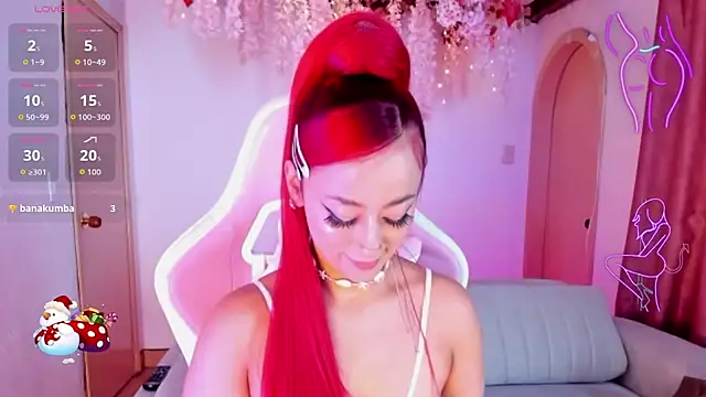 Snapshot of Mia-Bloom chatting on 11.22.25 Mia-Bloom online show from 11.22.25