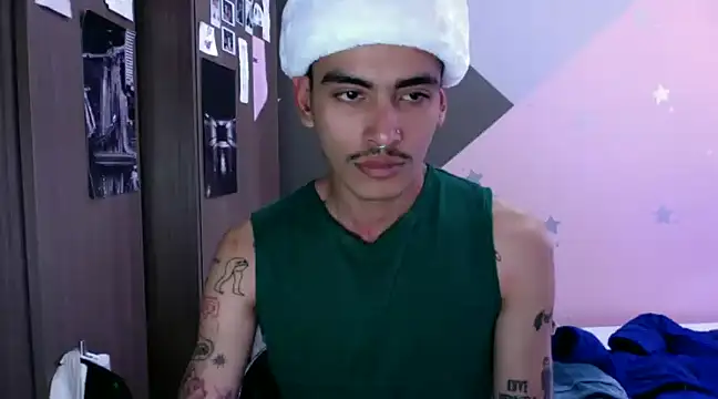 Snapshot of sorry-mom69 chatting on 12.18.24 sorry-mom69 online show from 12.18.24